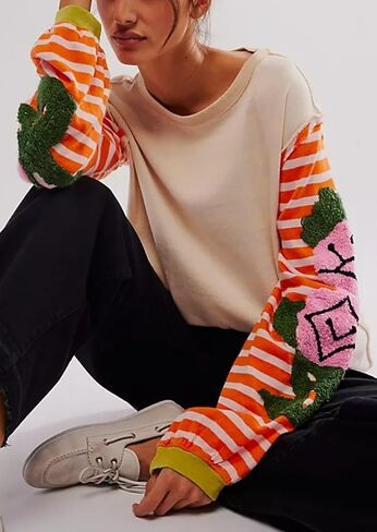 Women's Oversized Fuzzy Embroidery Sweatshirts Colorblock Striped Crewneck Long Sleeve Patchwork Pullover Tops in Kuwait