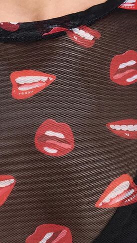 بلوزة Delaina النسائية ذات الأكمام الطويلة من Alice + olivia in Kuwait