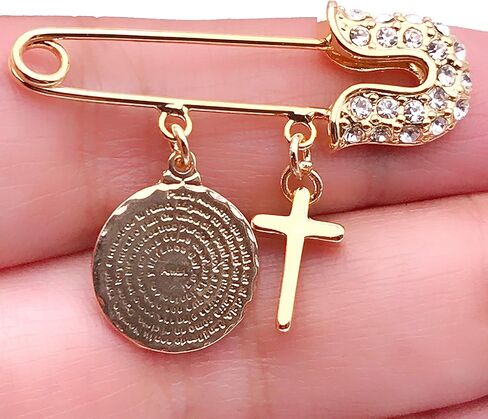 LESLIE BOULES مجوهرات كاثوليكية بروش أمان للأطفال مطلية بالذهب عيار 18 قيراط in Kuwait