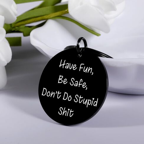 XPENMULBOJA لا تفعل غبي sh t تخزين سلسلة المفاتيح للأولاد والبنات في سن المراهقة كن آمنًا واستمتع بالمرح هدية عيد الميلاد السادس عشر والثامن والعشرين الحادي والعشرين للابن حلقة مفاتيح جديدة للابن ستوفر تخزين عيد الميلاد للمراهقين in Kuwait