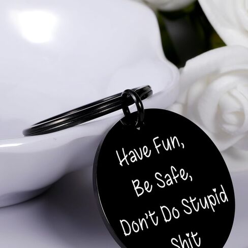 XPENMULBOJA لا تفعل غبي sh t تخزين سلسلة المفاتيح للأولاد والبنات في سن المراهقة كن آمنًا واستمتع بالمرح هدية عيد الميلاد السادس عشر والثامن والعشرين الحادي والعشرين للابن حلقة مفاتيح جديدة للابن ستوفر تخزين عيد الميلاد للمراهقين in Kuwait