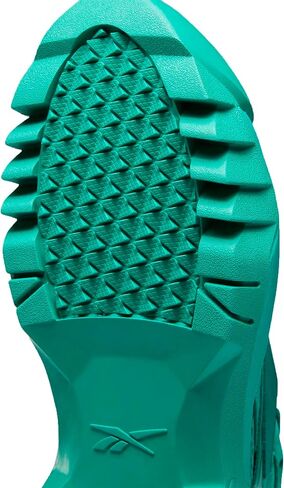 حذاء رياضي نسائي من Reebok Cardi B Club C v2 - - - 9.5 US in Kuwait