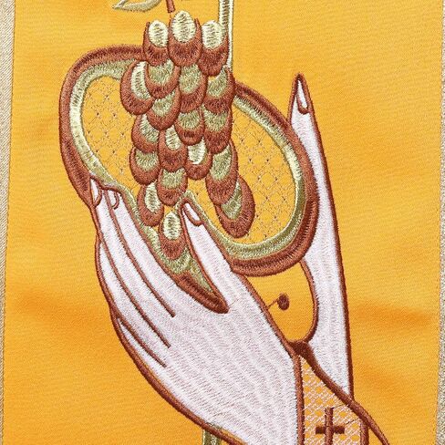 BLESSUME رجال الدين الجاكار Chasuble رداء الكاهن الكاثوليكي in Kuwait