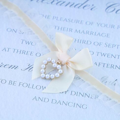 Vintage White Lace Choker Necklace Pearl Heart Pendant Necklace Gothic Lace Bow Collar Necklace Lolita Bowknot Lace Necklace Jewelry for Women in Kuwait