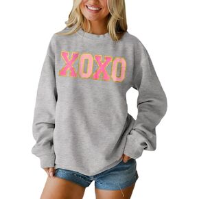 Valentine's Day XOXO Sweatshirt for Women Hugs and Kisses Sweatshirts Crewneck Long Sleeve Tshirts Love Pullover Tops