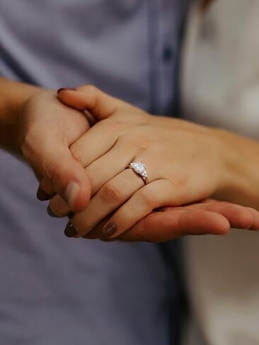 KSTYLE 【سلسلة مستوحاة من الطبيعة】خواتم زفاف مويسانيتي للنساء 1.5-2 قيراط خواتم خطوبة سوليتير، D اللون VVS1 وضوح 925 خواتم فضة استرلينية 18 قيراط مطلية بالذهب الأبيض خواتم وعد لها in Kuwait