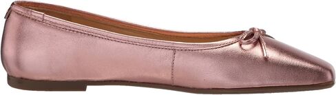 Bernardo Women's Gwynn Ballet Flat in Kuwait