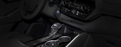 Suitable for RAV4 Highlander and Hybrid Models, Gear Cover Decoration, Shift Handle Interior Accessories, Automotive Supplies (Simulated Carbon Finish) in Saudi Arabia