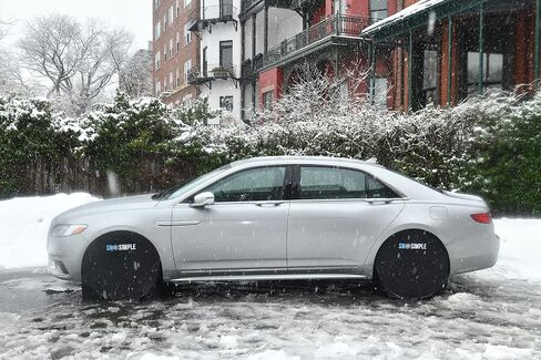 Wheel Shield (Large): Winter tire/wheel well cover, keeps snow/ice out. Parked vehicles in driveways, street, snow plow. Less shovelling, protect brakes. 2 covers, attachments, storage bag. in Saudi Arabia
