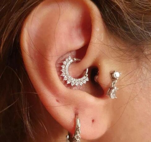 925 Sterling Silver Shiny Double Layer Rhinestone Hoop Earrings For Women Cartilage Hoop Ear Bone Buckle Piercing Jewelry in Saudi Arabia