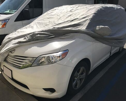 CarsCover Custom Fit 2004-2024 Toyota Sienna Mini Van Car Cover Heavy Duty All Weatherproof Ultrashield Minivan Covers in Kuwait