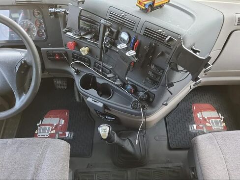 Floor Mat for Freightliner Cascadia 2008-2017 Set Rubber All-Weather Black Updated Non-Slip Semi Truck Accessories Right Passenger&Left Driver Side in Saudi Arabia