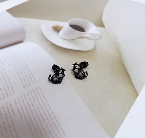 Minimalist Cow Small Stud Earrings Stainless Steel for Women Men Cute Cattle Hollow Animal Cartilage Pierced Hypoallergenic Tiny Huggie Studs Earring Fashion Jewelry Gifts in Saudi Arabia