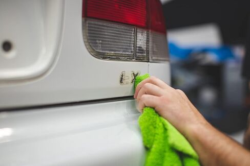 Koch-Chemie KOCHCHEMIE Eulex - مزيل لاصق، يتبخر بسرعة، ويحمي السطح أثناء التنظيف (1 لتر) in Kuwait