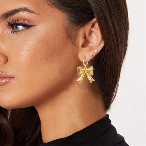 Dreuyet القوس قلادة أقراط القوس مجموعة مجوهرات للنساء 14K مطلية بالذهب Bowknot Huggies هوب أقراط لذيذ القوس قلادة الشريط مجموعة مجوهرات هدية عيد الميلاد in Kuwait