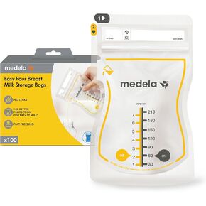 Medela Breast Milk Storage Solution Set, Breastfeeding Supplies & Containers, Breastmilk Organizer, Made Without BPA