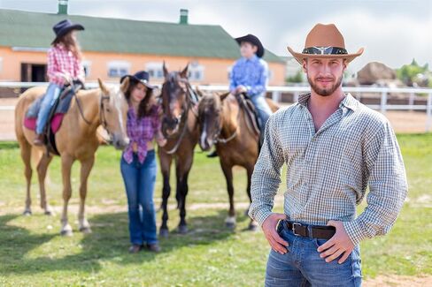 Lanzom Cowboy Hat for Women and Men with Shapeable Wide Brim Felt Western Hats for Cowboys and Cowgirls in Saudi Arabia