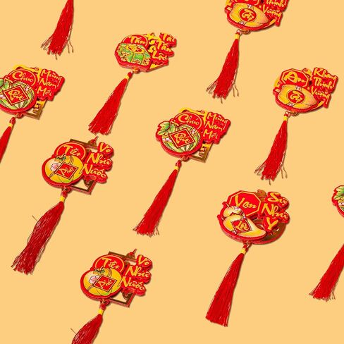 5 قطع من زخارف السنة الفيتنامية الجديدة على شكل عقدة من الحلي المعلقة الحمراء - ديكورات TET 2025 - ديكورات المنزل/المكتب للعام القمري الجديد - Do Trang Tri TET - TET تحيات ورغبات هادفة in Kuwait