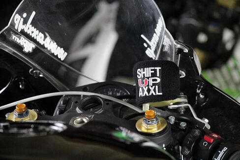 Japanese AxxL 2pcs Brake Clutch Fluid Reservoir Cover Tank Socks for Motorcycles Race in Saudi Arabia