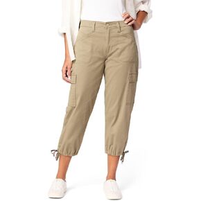 Levi Strauss Signature Gold Women's Everyday Comfort Cargo Capri (Available in Plus)
