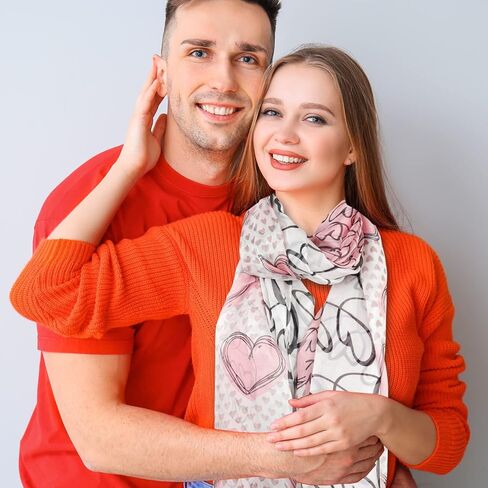 وشاح عيد الحب مطبوع على شكل قلب للنساء هدية العيد وشاح طويل للجنسين خفيف الوزن وناعم وشفاف in Kuwait