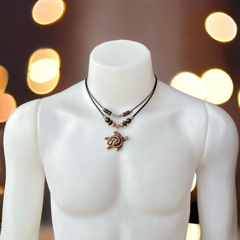 قلادة سلحفاة قبلية بنية اللون - قلادة سلحفاة هاواي - مطرزة بالخشب بحبل أسود قابل للتعديل in Kuwait