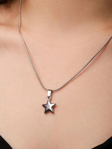 Hippie Indie Silver Star Pendant Necklaces Grunge Aesthetic Y2K Necklace Chokers for Women in Kuwait