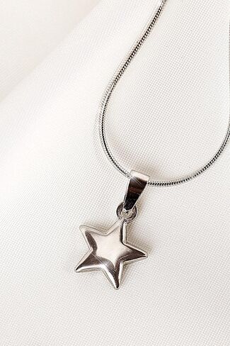 Hippie Indie Silver Star Pendant Necklaces Grunge Aesthetic Y2K Necklace Chokers for Women in Kuwait