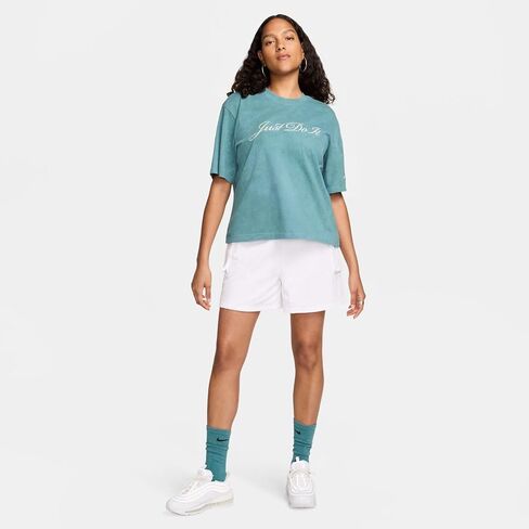تي شيرت نسائي من Nike Sportswear، مقاس Small-XX-Large، Bicoastal in Saudi Arabia