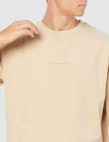 Oakley Men's Soho Short Sleeve Tee in Saudi Arabia