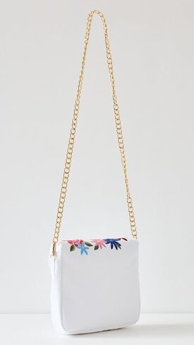 Women's Linen Purse with Chain in Saudi Arabia