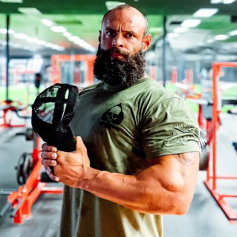 Grunt Style Patriot Seal Men's T-Shirt in Saudi Arabia