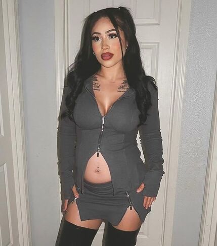 Women's Long Sleeve Zipper Waist-controlled Hoodie Top Short Skirt 2 piece Set in Kuwait