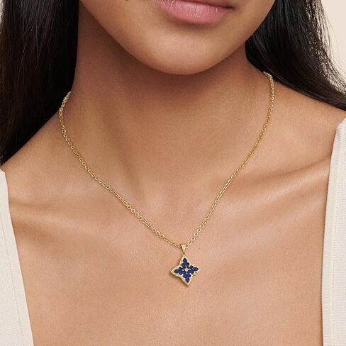 LOYATA Gold Clover Necklace for Women 14K Gold Plated Cubic Zirconia Four Leaf Clover Necklace Lucky Charm Dainty Simple Gold Pendant Necklace for Women Jewelry in Kuwait