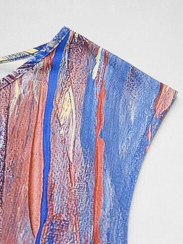 تي شيرت صيفي نسائي من Flamingals برقبة على شكل حرف V وبطباعة ألوان كاملة بدون أكمام in Saudi Arabia