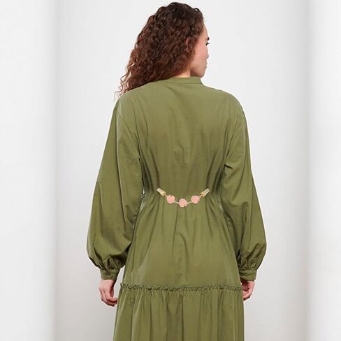 قطعتان من مشابك الشال للنساء، مشابك بروش على شكل عباءة الأقحوان، مشابك سترة وقميص عتيقة، مشابك ياقة للملابس، دبابيس طوق، مشبك عباءة عتيق لعيد الميلاد والهالوين in Kuwait