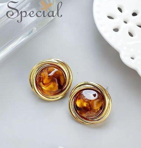 Classic Retro Stud Earrings Gold Statement Earrings Hypoallergenic Earrings Earrings For Women Trendy in Saudi Arabia