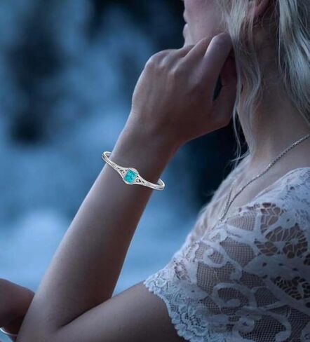 سوار من حجر الفيروز الأصلي المربع للنساء in Kuwait