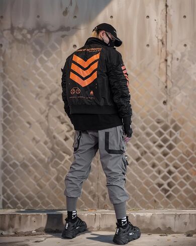 سترة بومبر عصرية من نسيج الكون Techwear in Saudi Arabia