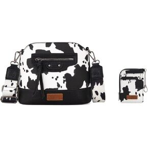 محفظة رانجلر بطبعة بقرة ومحفظة صغيرة بطبعة بقرة غربية in Kuwait