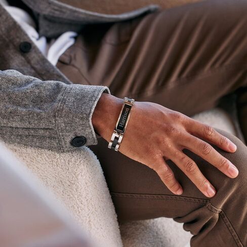 سوار معرف رجالي من الفولاذ المقاوم للصدأ منقوش خصيصًا من EVE'S ADDICTION، بطول 8.75 بوصة - سوار باسم شخصي له - سوار مخصص للرجال - هدية مخصصة له in Kuwait