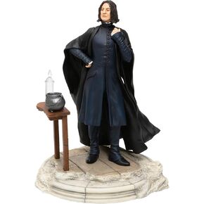 Enesco 6005065 Wizard World of Harry Potter Professor Snape Figurine, 7.5 Inch, Multicolor