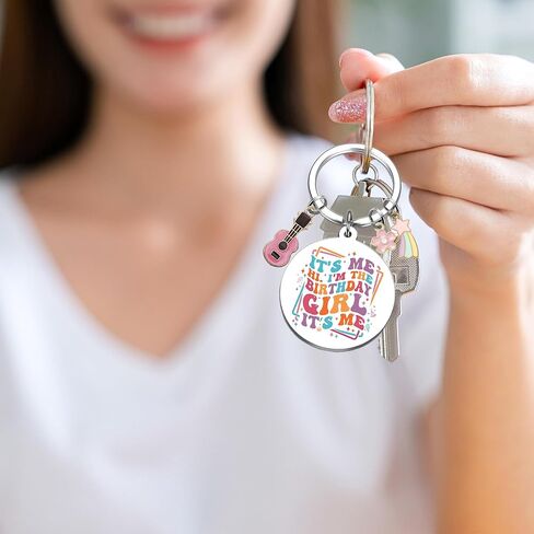 هدية عيد ميلاد للفتيات - إنها أنا، مرحبًا أنا سلسلة مفاتيح فتاة عيد الميلاد للابنة والمراهقة والصديقة وهدية عيد الميلاد in Kuwait