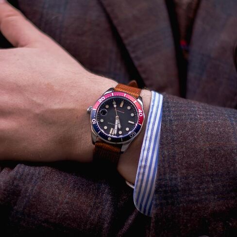 Spinnaker Mens 40mm Croft Mid Size Automatic Watch with Leather or Stainless Steel Srap SP-5100 in Saudi Arabia