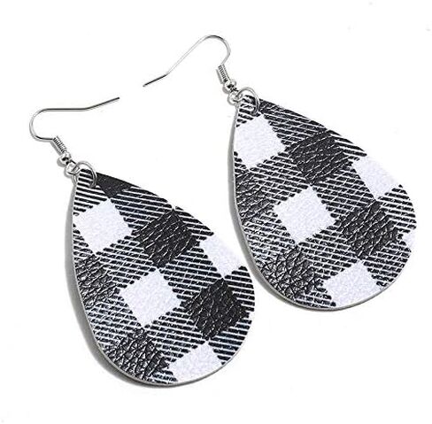 Buffalo Plaid Earrings for Women Christmas Plaid Earrings Lightweight Faux Leather Teardrop Dangle Earrings for Women Xmas Plaid Leather Earrings in Saudi Arabia