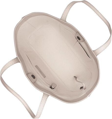 فراي ميليسا شوبر in Kuwait