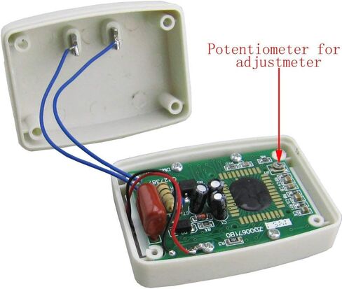 Yeeco LCD Digital Voltmeter, Flat US Plug Volt Panel Meter AC 80-300V, Voltage Tester 110V 220V, Voltage Measuring Monitor, Gauge Household Power Amp Meter in Kuwait