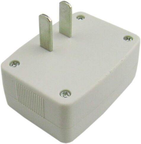 Yeeco LCD Digital Voltmeter, Flat US Plug Volt Panel Meter AC 80-300V, Voltage Tester 110V 220V, Voltage Measuring Monitor, Gauge Household Power Amp Meter in Kuwait