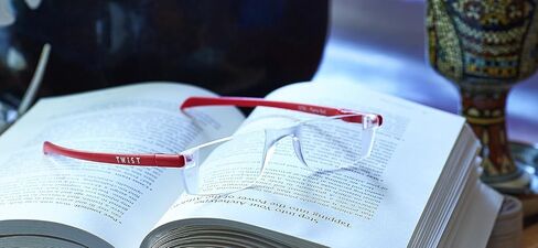 Calabria Twist Flat Folding Reading Glasses Rimless Ultra Thin Foldable Compact Readers Travel Portable Eyeglasses Slim Case in Kuwait