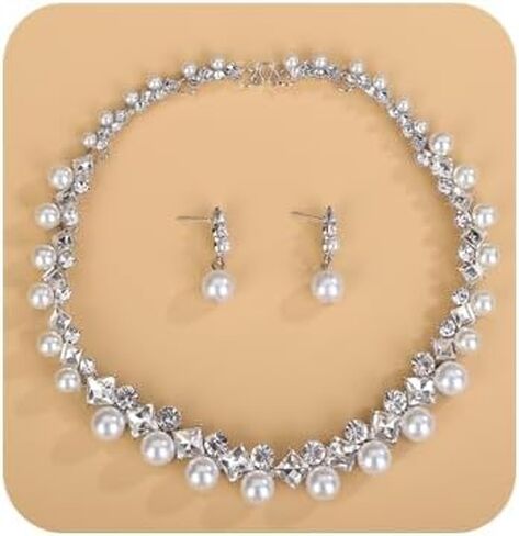 مجموعة أقراط قلادة من اللؤلؤ الكريستالي اللامع مجموعة أقراط فضية مطلية بالذهب من حجر الراين واللؤلؤ مجموعة أقراط من اللؤلؤ الكريستالي الأنيق للنساء لحفلات الزفاف in Kuwait